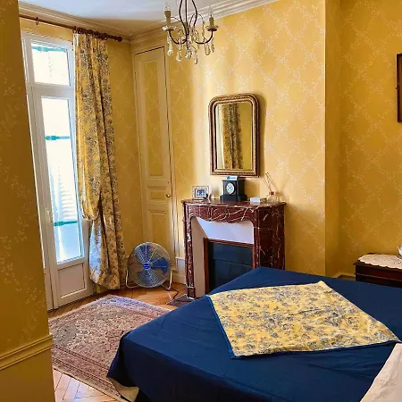 Le Jardin Du Vendome 3* טור