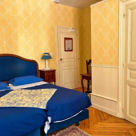 Le Jardin Du Vendome بيت ضيافة