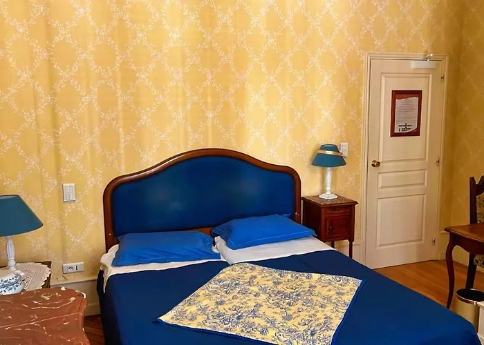 Le Jardin Du Vendome Guest house